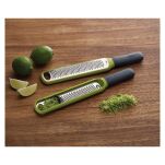 JOSEPH JOSEPH - Mini zester do owoców ze zintegrowaną osłoną ostrza, zielony - 2